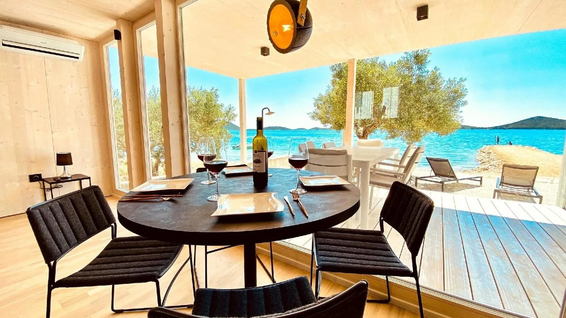 Ferienhaus Mit Privatpool Fuer 4 Personen Ca 54 Qm In Drage, Dalmatien Norddalmatien Vikendica Drage